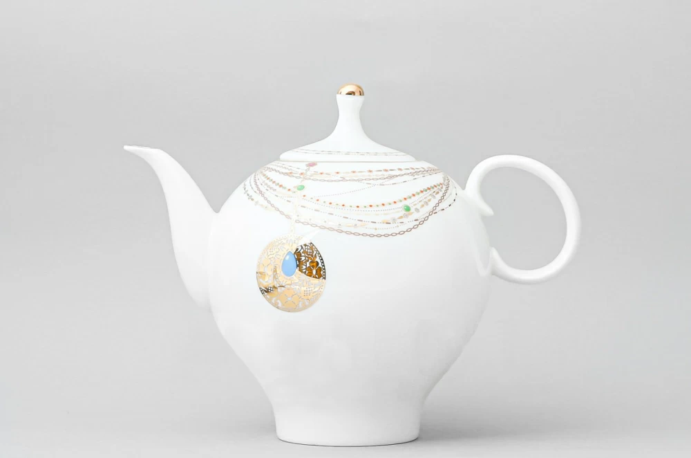 Императорский фарфоровый завод Чайник заварочный Яблочко Золотой медальон 660 мл арт. 80.65391.00.1