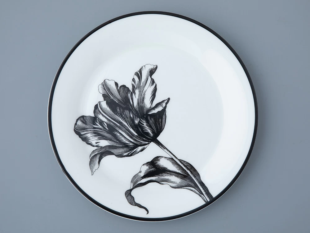 Тарелка плоская 220 мм форма Юлия рисунок Сысоев. Волшебный сад V арт. 80.44104.00.1