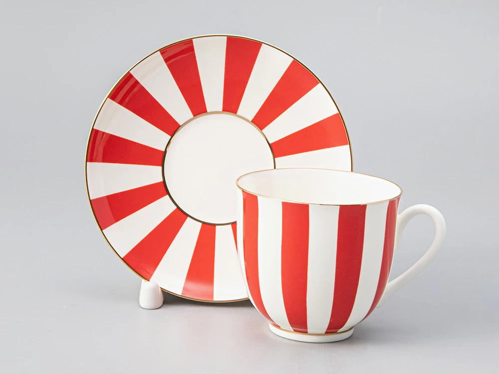 Чашка с блюдцем кофейная 180 мл форма Ландыш рисунок Да и нет (красный) арт. 81.15701.00.1