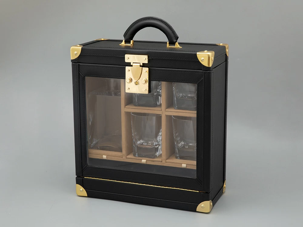 Подарочный набор Кожаный чемодан мини-бар Status черный  арт. 81.31188.00.1