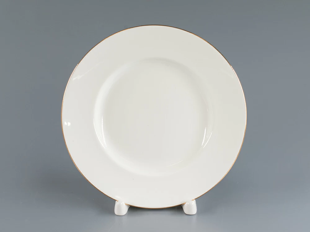 Тарелка Гладкая Золотой кант 155 мм арт. 80.04409.00.1