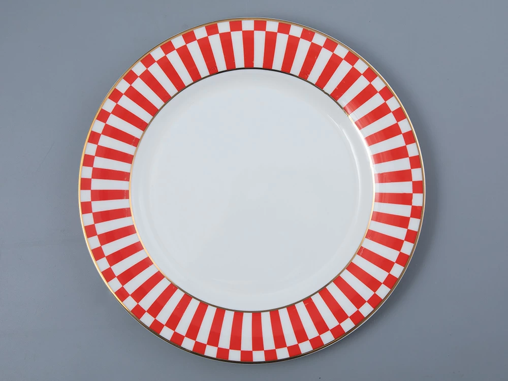 Тарелка плоская 270 мм Стандартная-2 рисунок Да и нет Красный арт. 80.44737.00.1