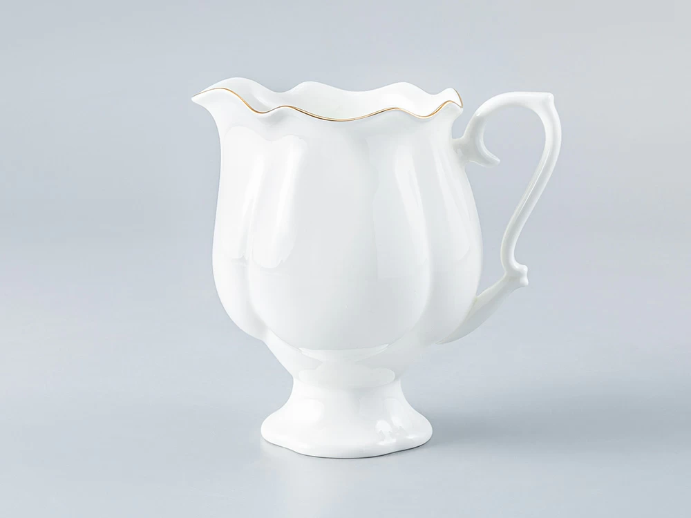 Сливочник  320 мл.,  форма Наташа, рисунок Золотая лента арт. 80.05472.00.1