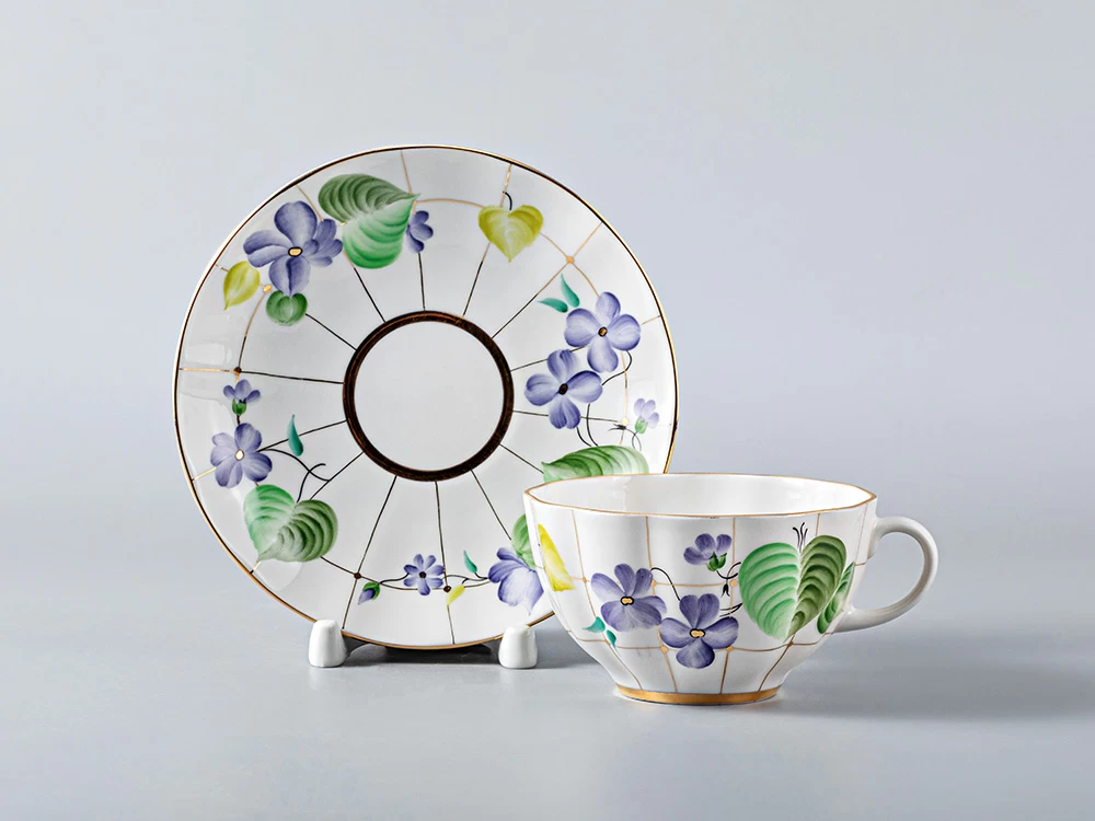 Чашка с блюдцем чайная 250 мл форма Тюльпан рисунок Лесная фиалка арт. 81.10119.00.1
