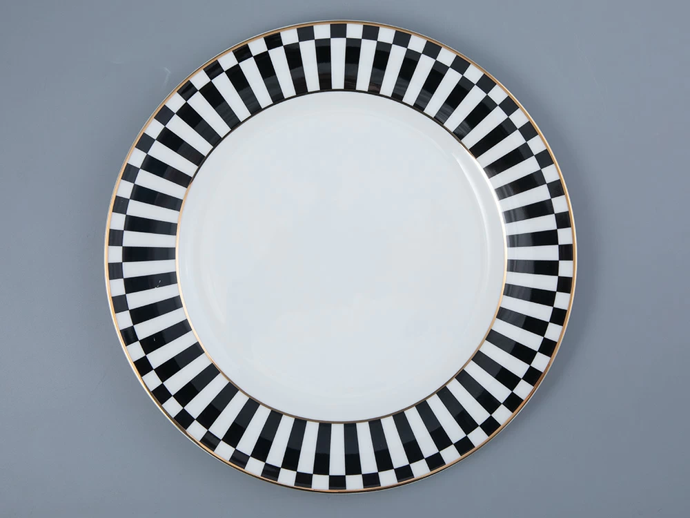 Тарелка плоская 270 мм форма Стандартная 2 рисунок Да и нет Черный арт. 80.45833.00.1