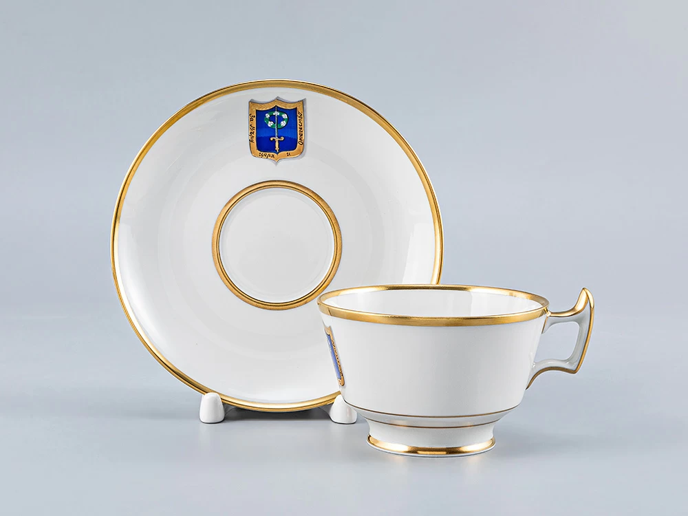 Императорский фарфоровый завод Чашка с блюдцем чайная 240 мл форма Александрия рисунок Коттеджный арт. 81.15359.00.1