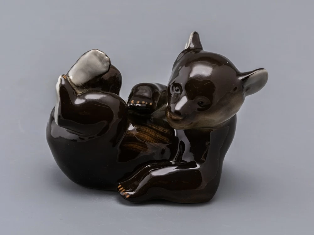 Скульптура Медвежонок лежащий арт. 82.01055.00.1