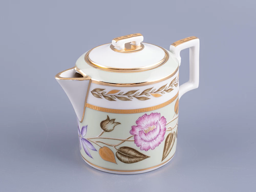 Сливочник 240 мл.,  форма Гербовая, рисунок Нефритовый фон арт. 80.65691.00.1