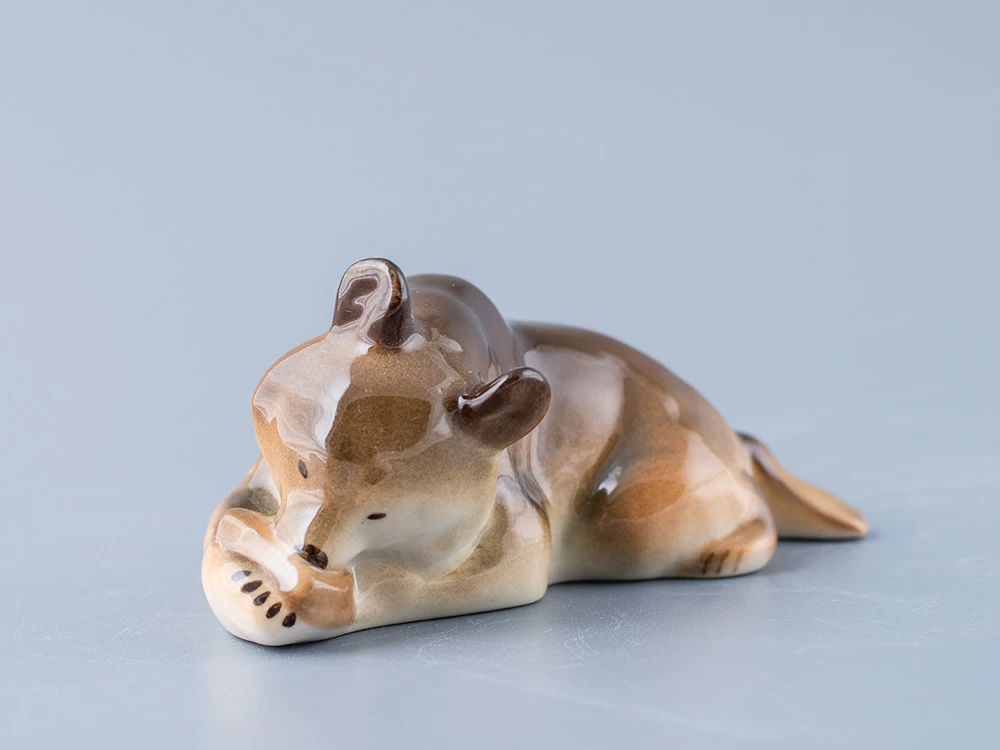 Скульптура Медвежонок с сотами арт. 82.00822.00.1