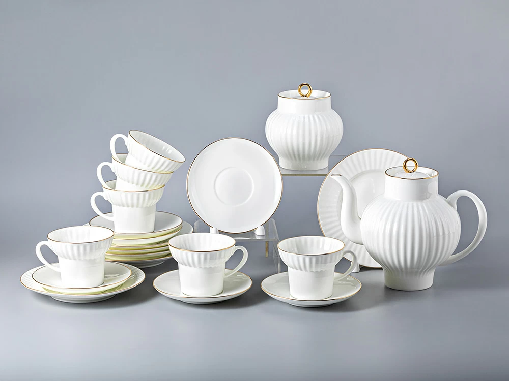 Сервиз чайный форма Волна рисунок Золотой кантик, 6 персон 20 предметов арт. 81.20892.00.1