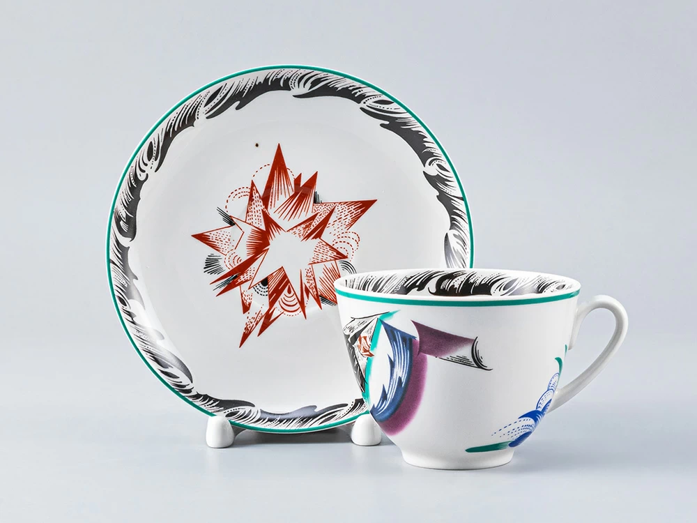 Императорский фарфоровый завод Чашка с блюдцем чайная форма Весенняя рисунок Серп, молот и шестерня, арт. 81.27947.00.1