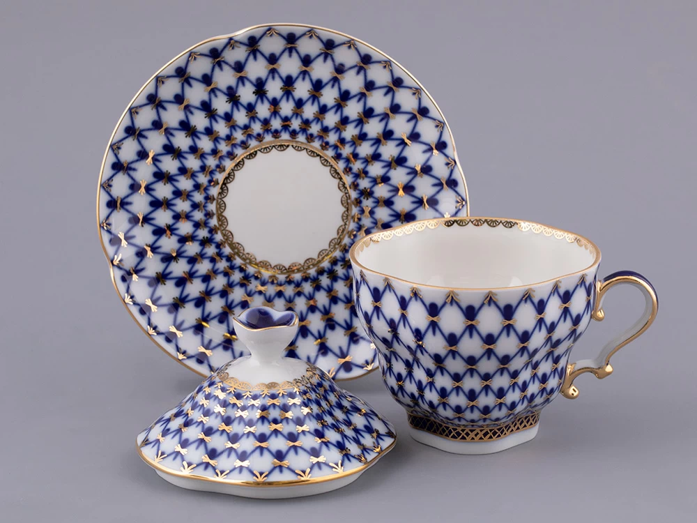 Чашка с блюдцем и с крышкой чайная 250 мл форма Подарочная-2 рисунок Кобальтовая сетка арт. 81.15419.00.1