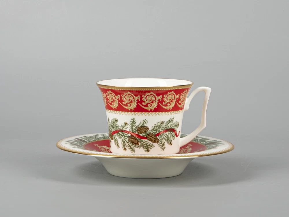Чашка с блюдцем чайная 210 мл форма Юлия рисунок Рождественское чаепитие арт. 81.30682.00.1