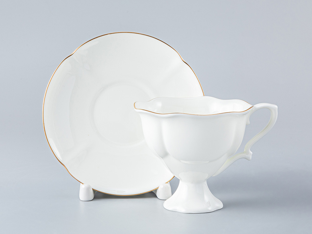 Чашка с блюдцем кофейная 120 мл.,  форма Наташа, рисунок Золотая лента арт. 81.20694.00.1