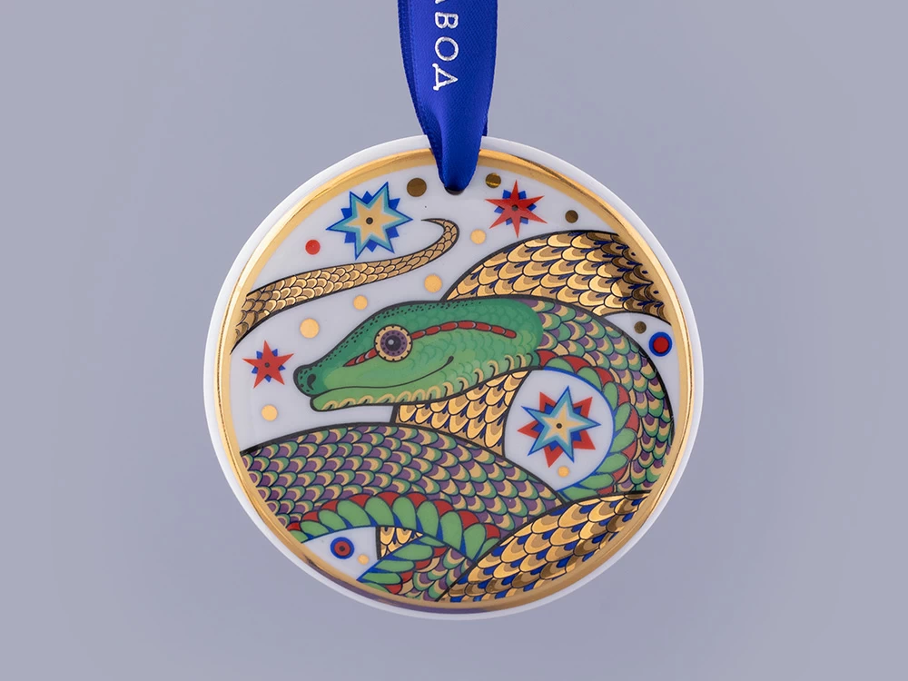 Ёлочная игрушка в подарочной упаковке, форма Сфера рисунок Три стихии Мудрая змея, арт. 81.32610.00.1