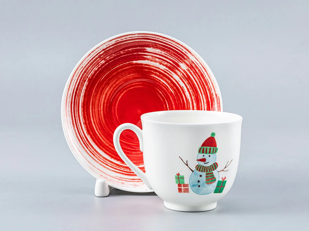 Чашка с блюдцем форма Ландыш рисунок Снеговик, арт. 81.28061.00.1