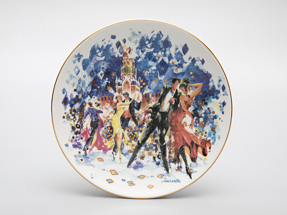 Декоративная тарелка 195 мм форма Эллипс рисунок Танго на Красной площади 2 арт. 80.39850.00.1